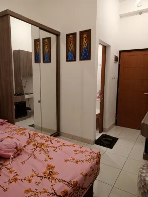 Apatel Ecohome Citra Raya by Santi Room Các khách sạn ở Panongan