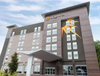 La Quinta by Wyndham Lake City Hotels near Big Shoals Trail