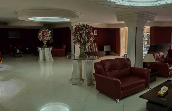 德黑蘭鑽石酒店