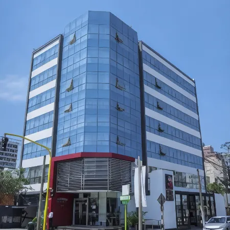 Allpa Hotel & Suites Отели рядом с достопримечательностью «Рынок Индиос»