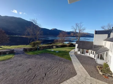 Kintail Lodge Hotel Отели рядом с достопримечательностью «Museum Kyle Line»
