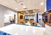 Holiday Inn Express & Suites Harrisonburg – University Area Hotel di Harrisonburg