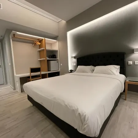 Kreoli Hotel