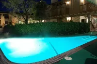 Adobe Inn - piscina