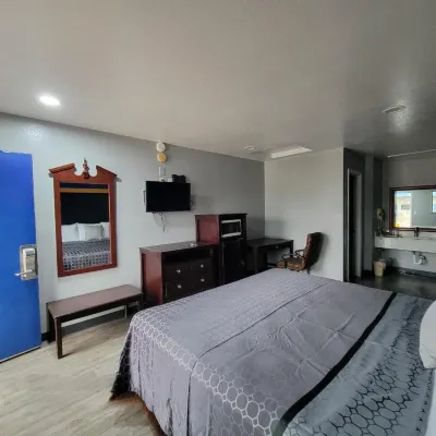 Coachman's Inn & Suites Hotels in 