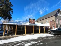 Creekside Lodge Hotels in Alpine County