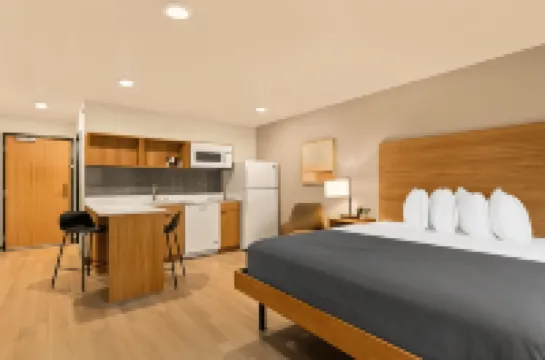 LivAway Suites- Syracuse