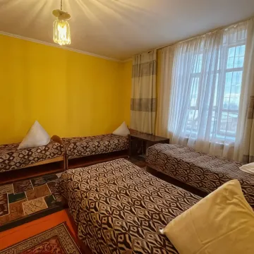 Suzy Pension - Housity