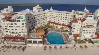 Bsea Cancun Plaza Hotel Hotels near El Rey mayan ruins