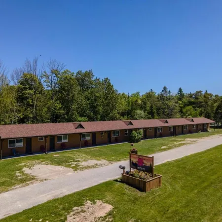 The Inn at Shady Pines