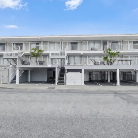 Sunset Beach Hotel