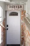 Newly remodeled garden-level suite near downtown in Cheesman Park neighborhood. - Apartments