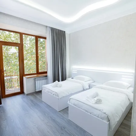 Opera Avenue Hotel