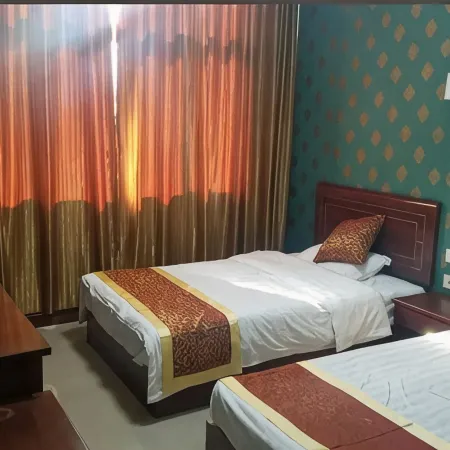 Defeng Business Hotel, Shengzhonghu, South China
