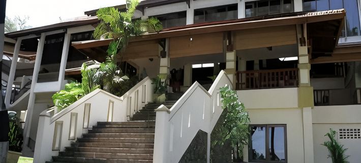 Ratu Hotel & Resort Hotels in Jambi