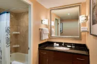 Residence Inn by Marriott Toronto Downtown / Entertainment District