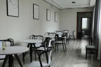 Rongcheng Huayue Hotel - 2 Sao