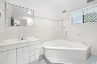 Entire Family Home Full Aircon/Optional Extra Room - 2-نجوم