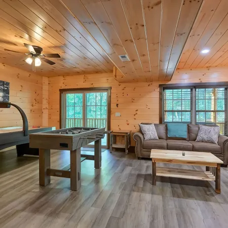 Mystic Hollow Cabin at Trickle Creek