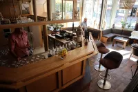 Grichting Hotel & Serviced Apartments - bar