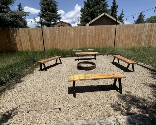 Room 2:  Gold Pan Nest -15 Minutes to Red River/Angel Fire Hotels in Eagle Nest