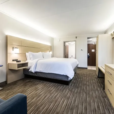 Holiday Inn Express FLINT-CAMPUS AREA by IHG