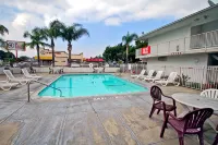 Motel 6 Fontana, CA