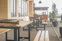 1BR near Gedebage Station at Tamansari Panoramic Apartment By Travelio