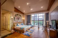 Ruoyu Resort Hotel (Tai'an Old Street Aegean Shopping Park) - balcony