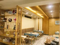 依山之畔·Olny花語美學全景美宿（西江千戶苗寨東引觀景台店） - 旅館