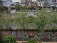 Kaijiang New Century Business Hotel