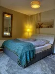 Spacious vacation apartment with fireplace and barrel sauna in the sheltered garden. - Wifi