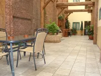 Condo Gardens Antwerp Hoteles cerca de Museo Het Steen