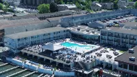 Georgian Lakeside Resort