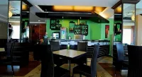 MO2 Westown Hotel Bacolod - Downtown