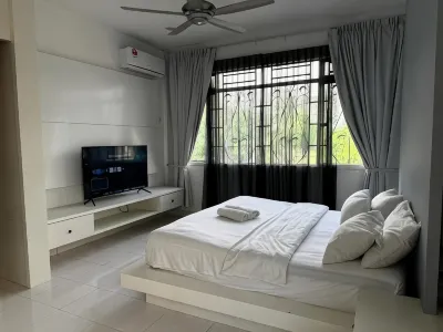 Austin Mutiara 7pax KTV BBQ by MWH Hotels in 