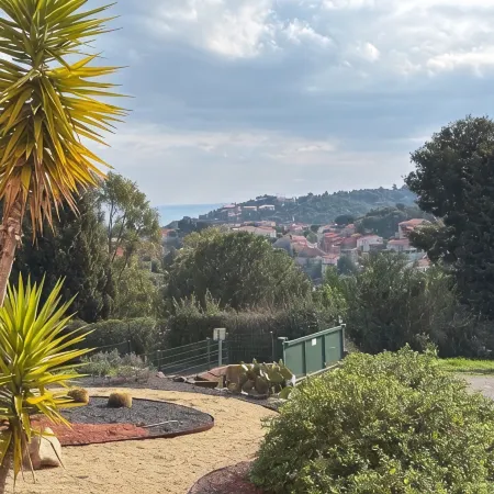 Newly renovated apartment 10 minutes from Collioure market. Ideal for families.