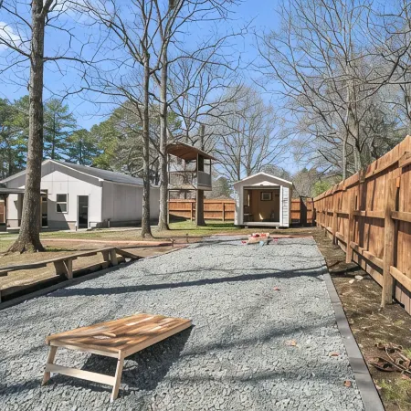 Charming 3-bedroom Home in Monroe with a Pool Table and Fire Pit, WiFi