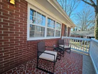 The Rhitreat, 2BR, 10 Min to Downtown & Airport - Bungalows
