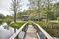 Cabin Retreat With Mountain and Water Views!! Foosball, Fire Pit, AC - 4-Star