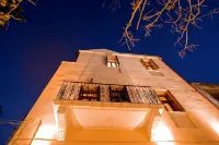 Odyssey House - Villas