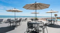 Spark by Hilton Ormond Beach Oceanfront - Beach