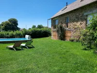 La Grange de La Tuilerie, Gîte Tout Confort Avec Piscine, à 7 km d' Uzerche - บังกะโล