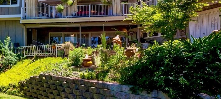 Arboretum 1BR Retreat - Walk to River Trail Hotels in Redding