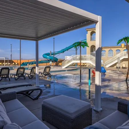 2 MASTER BEDROOMS! 4 Bed 4 Bath Townhome