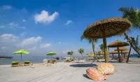 Full Sea View Country Garden Danga Bay 11-13pax - bar
