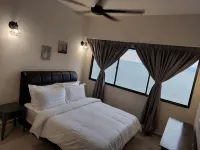 Batu Ferringhi Luxury Seaview Suite - 3Br - 沙灘
