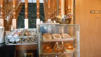 AmericInn by Wyndham Sturgeon Bay - breakfast