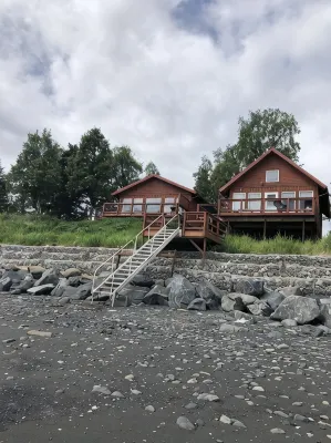 荷馬海濱美麗小屋，可停放船衹