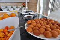 sidelegend hotel - breakfast